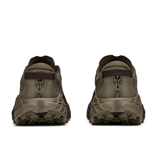 Hoka Speedgoat 7